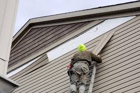 How To Choose The Right Materials for Your Siding Installation in 'Williamston, SC